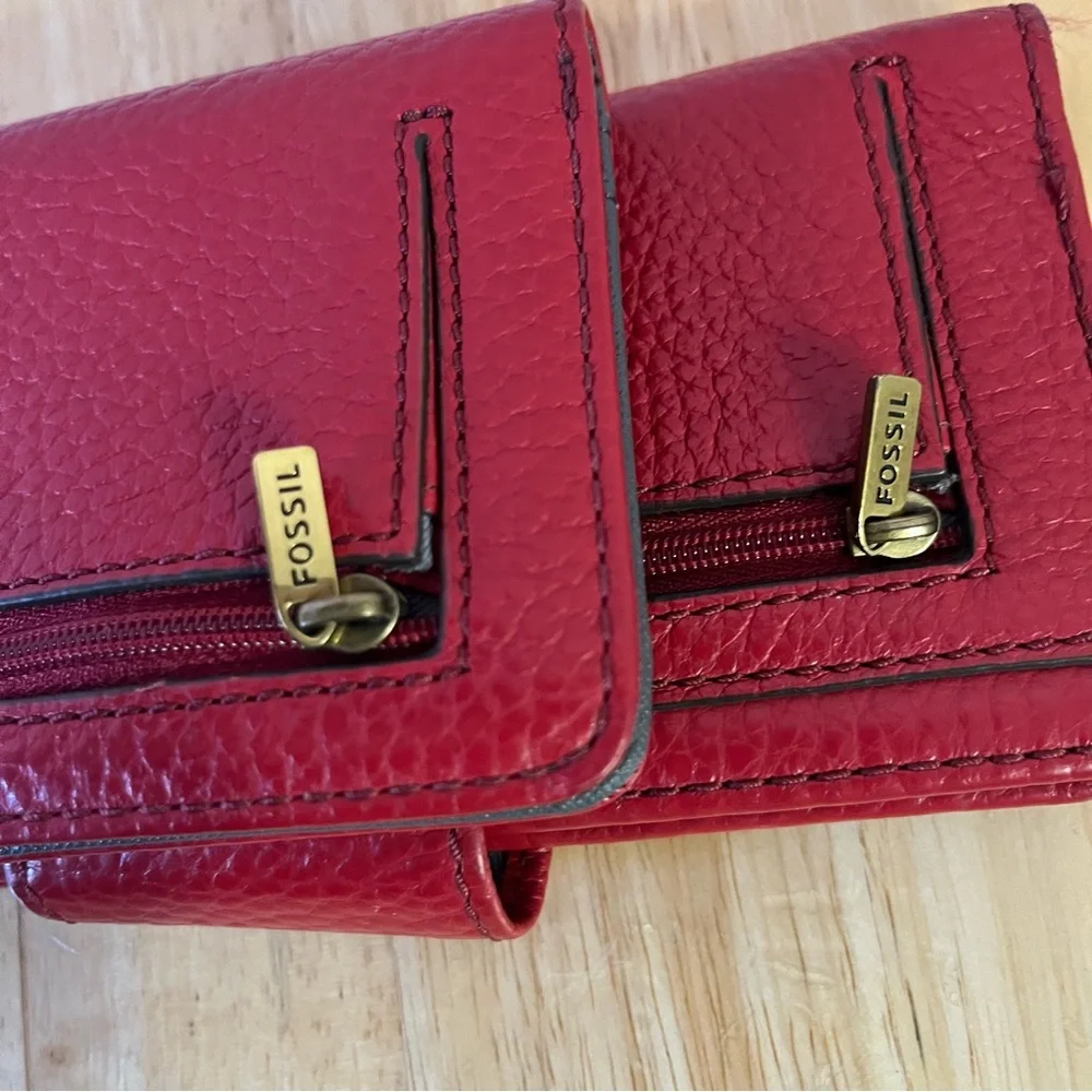 Fossil‎ Red Pebble 2 piece Wallet Set